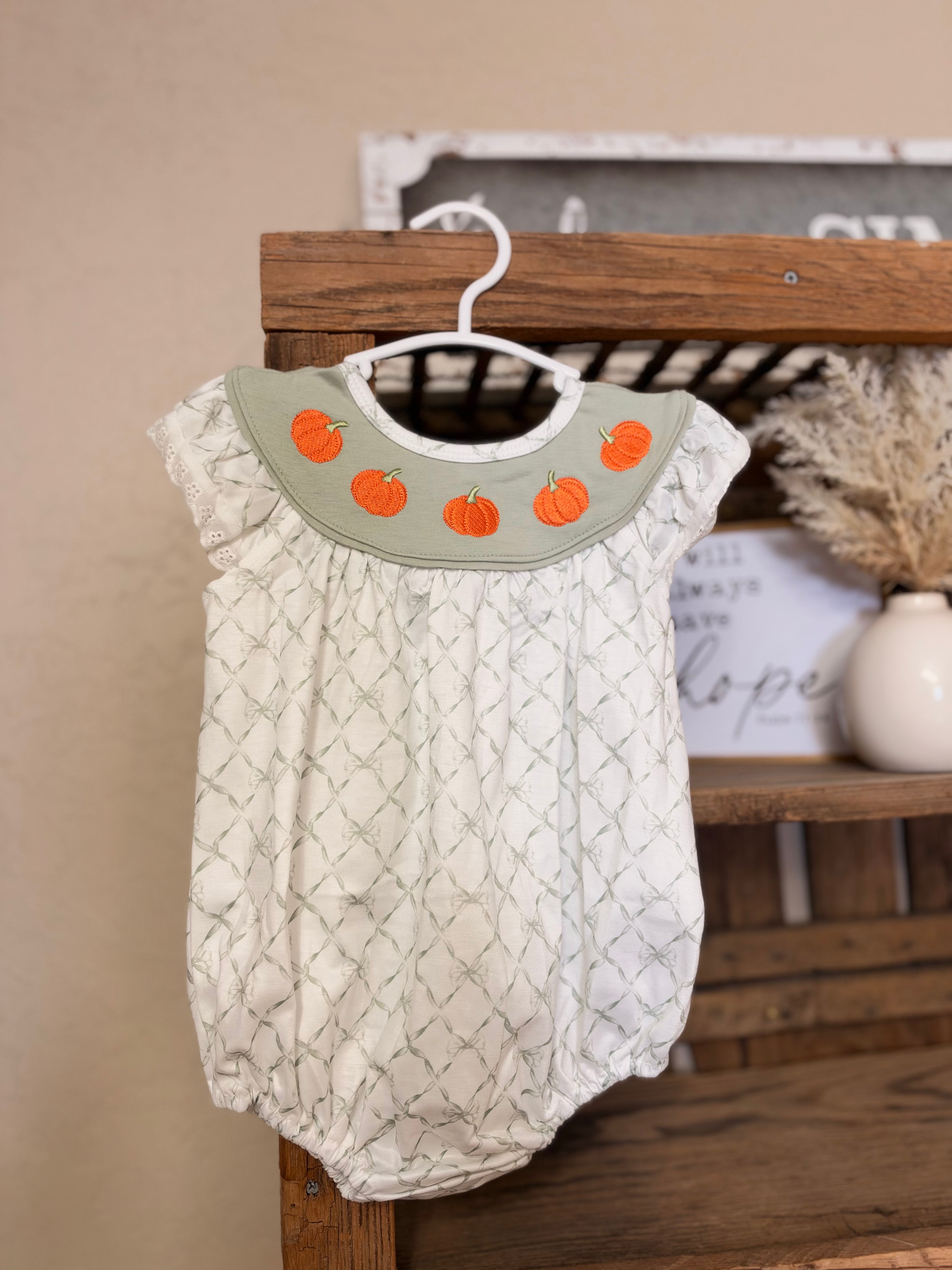 Sage Pumpkin Bubble